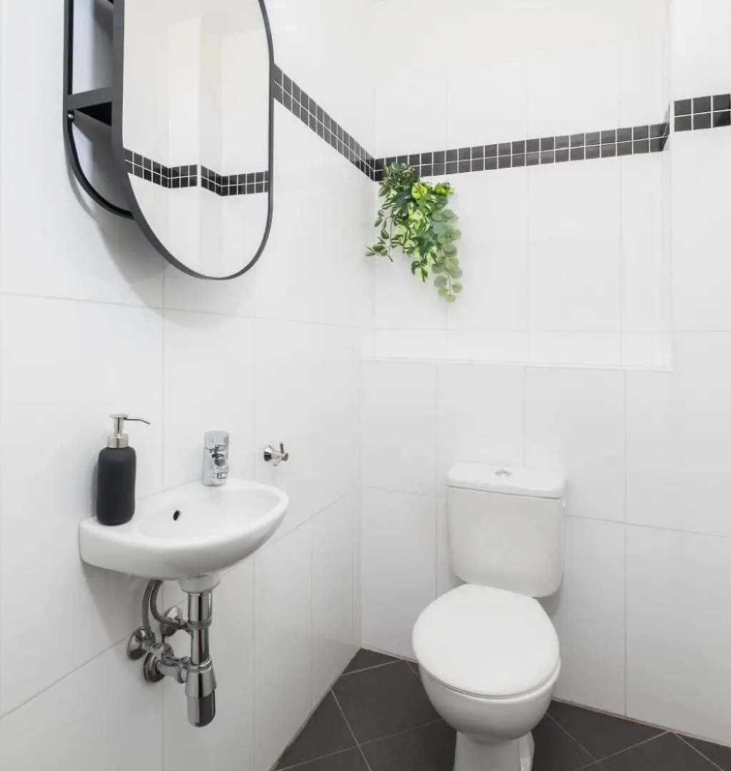 Prague Days - Modern Apts - Fast Wifi - Netflix - 7 Min Wenceslas Sq Appartement